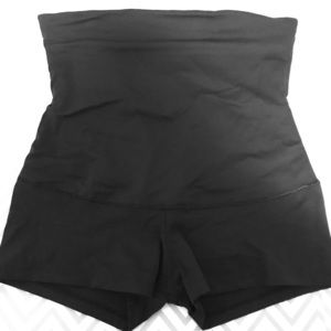 NWOT Maidenform High-waist Boyshort Shapewear